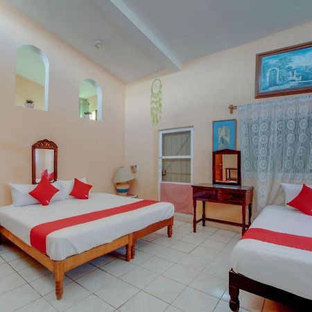 Oyo Hotel Casa Ada Ζιουατανέχο Εξωτερικό φωτογραφία